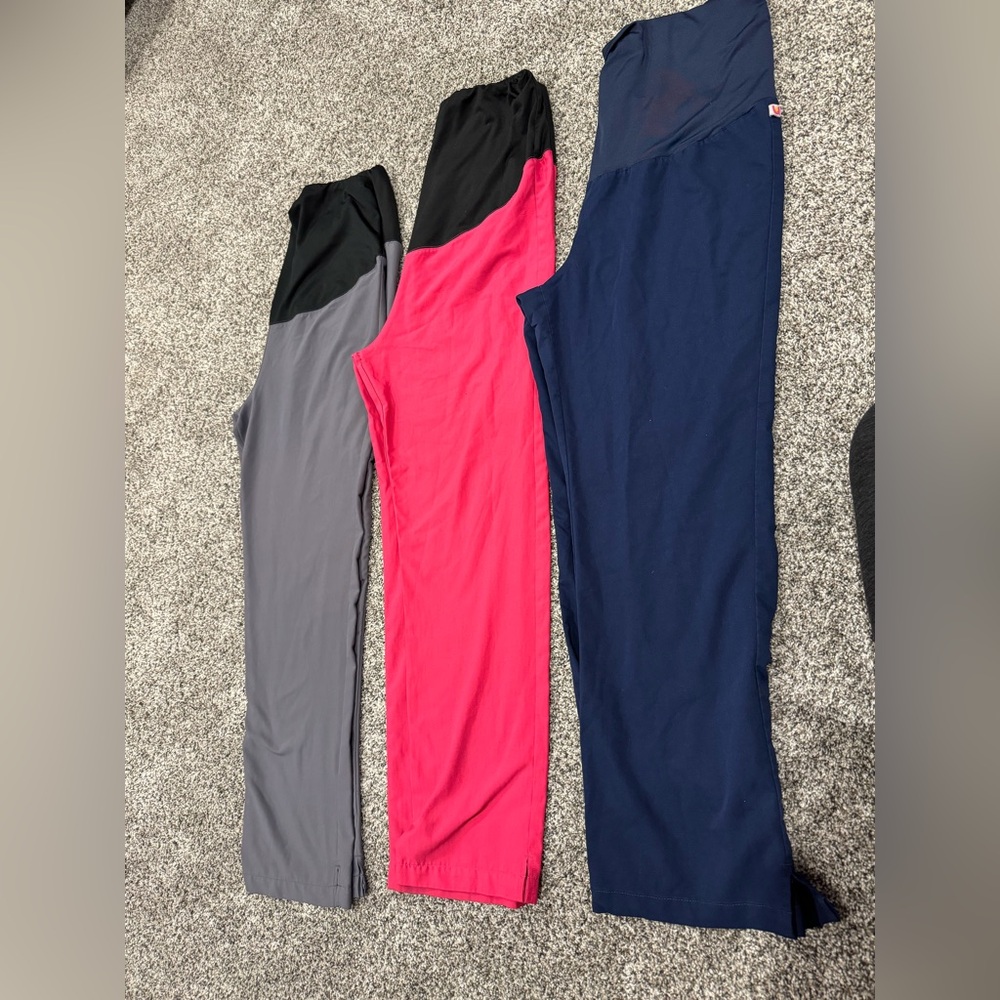 3 pair size medium maternity scrub pants, wonderwink full panel